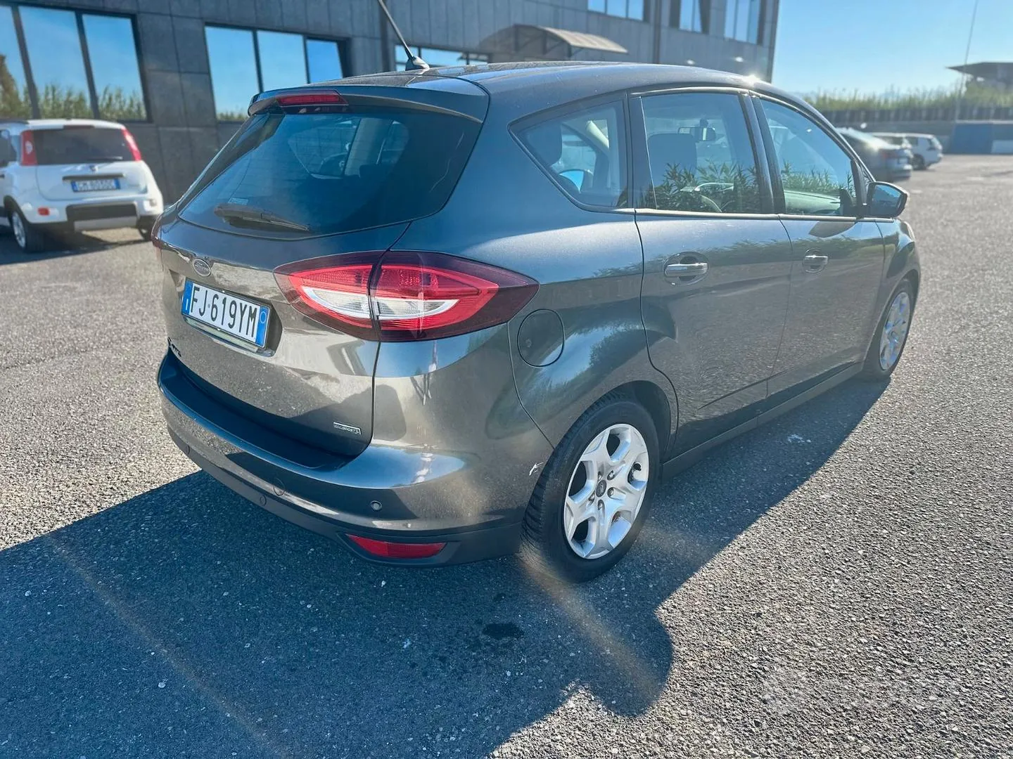 Ford C-Max 2017 photo 5