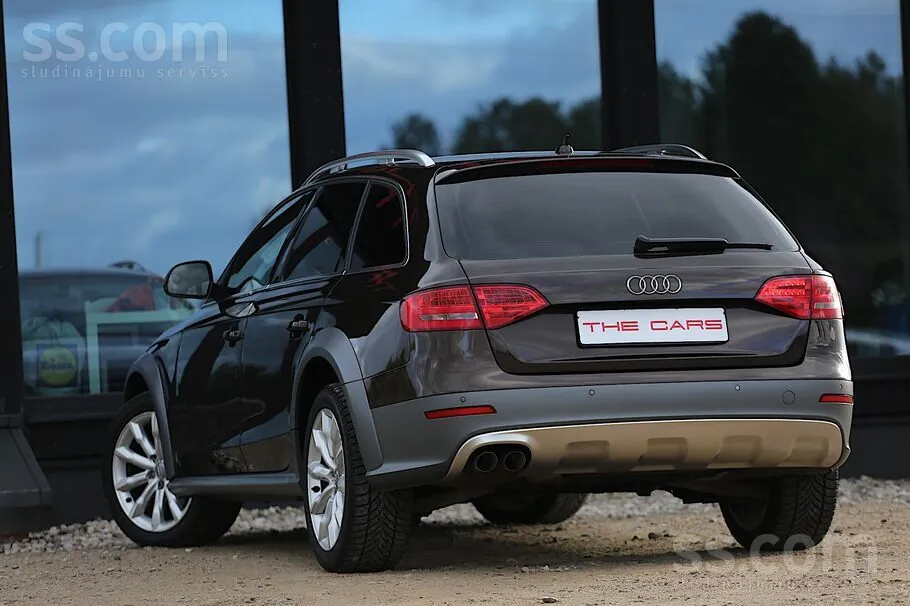 Audi A4 Allroad 2011 photo 4