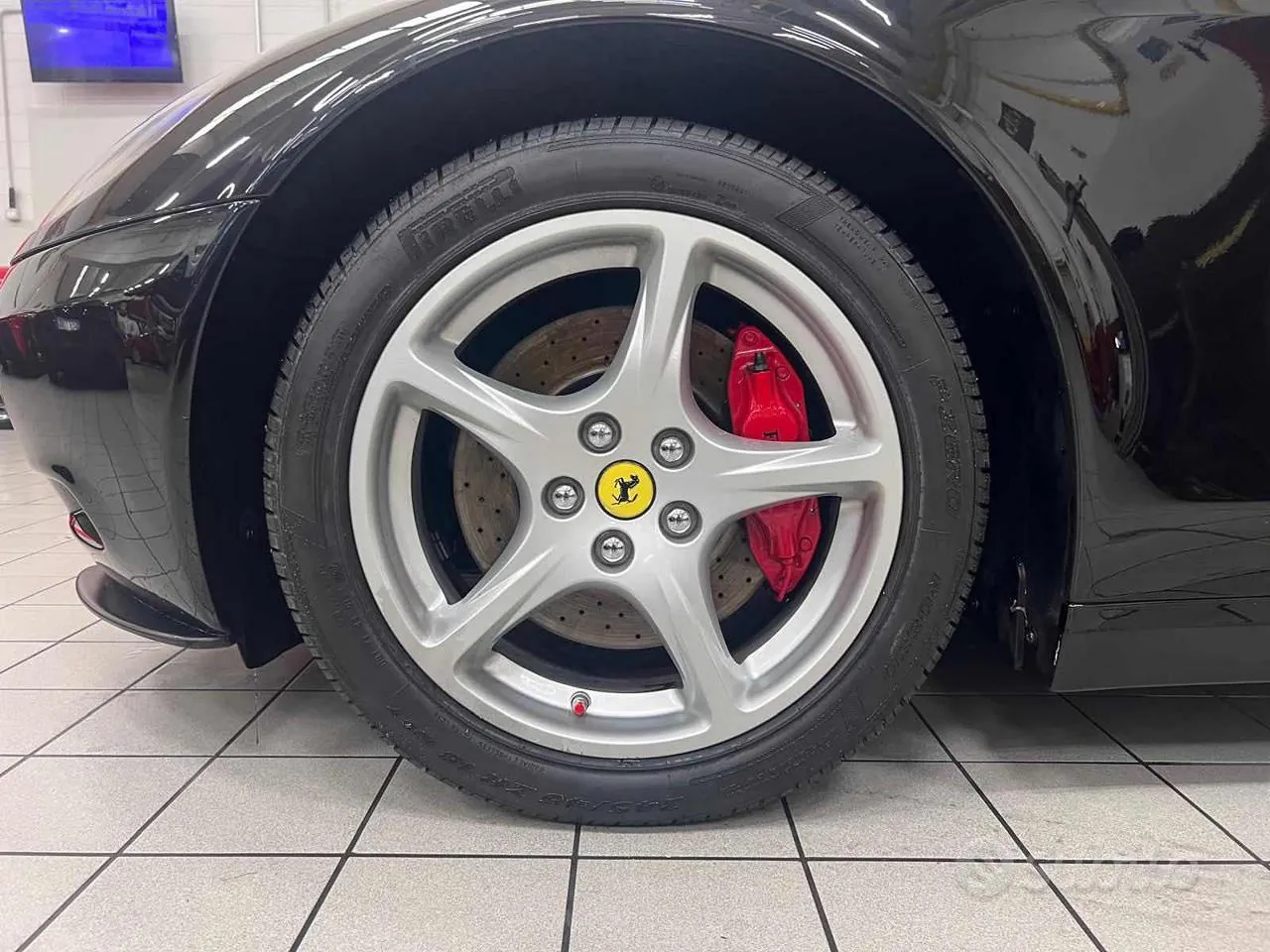 Ferrari 612 Scaglietti 2004 photo 5