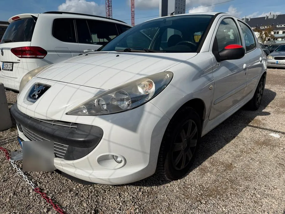 Peugeot 206