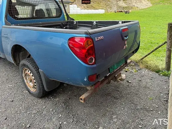 Mitsubishi L200 2006 photo 5