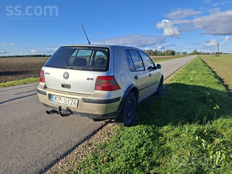 Volkswagen Golf 4 2001 photo 2
