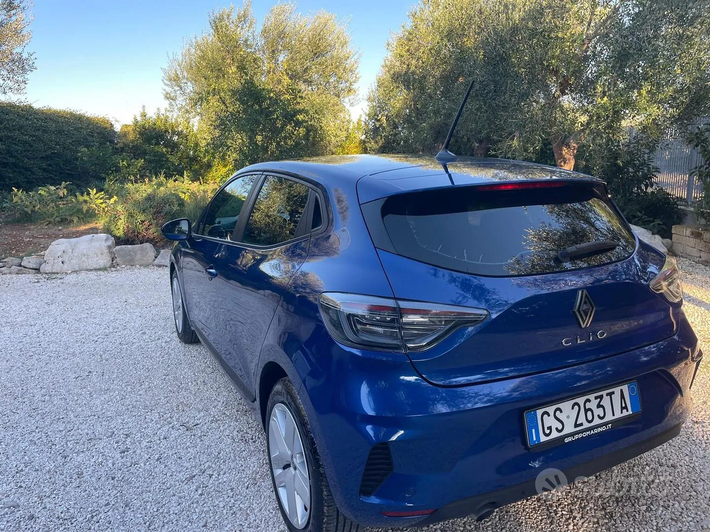 Renault Clio 2023 photo 3