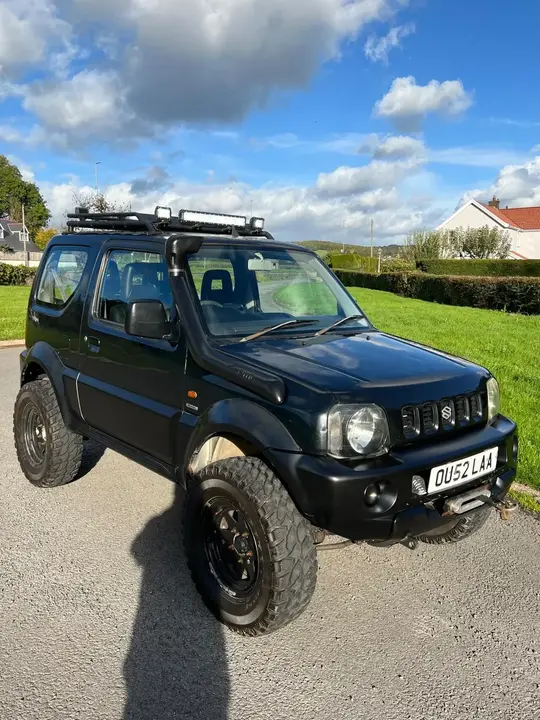 Suzuki Jimny 2002 photo 2