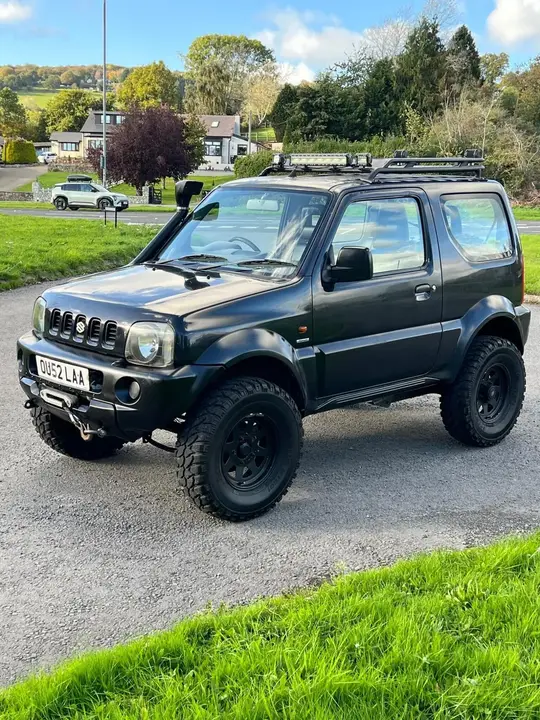 Suzuki Jimny 2002 photo 5