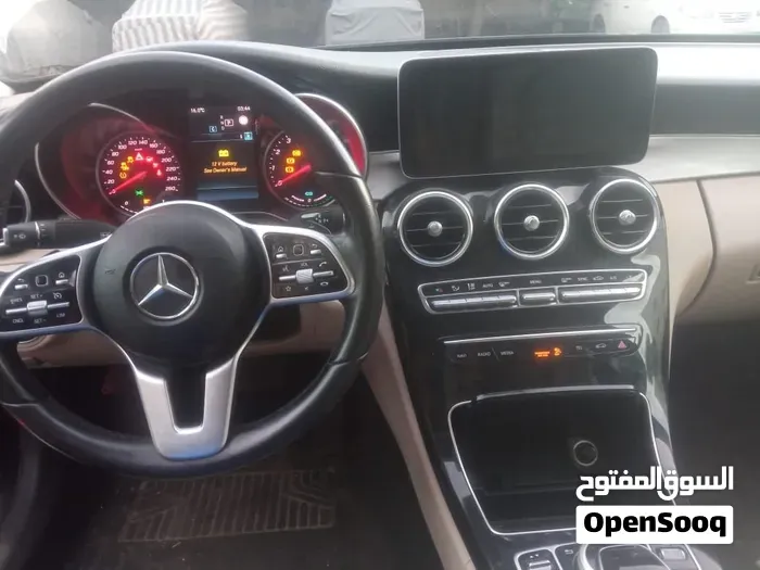 Mercedes-Benz C-Class 2019 photo 4