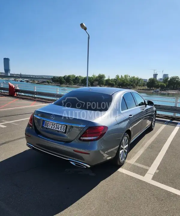 Mercedes-Benz E 220 2018 photo 5