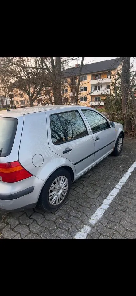 Volkswagen Golf 4