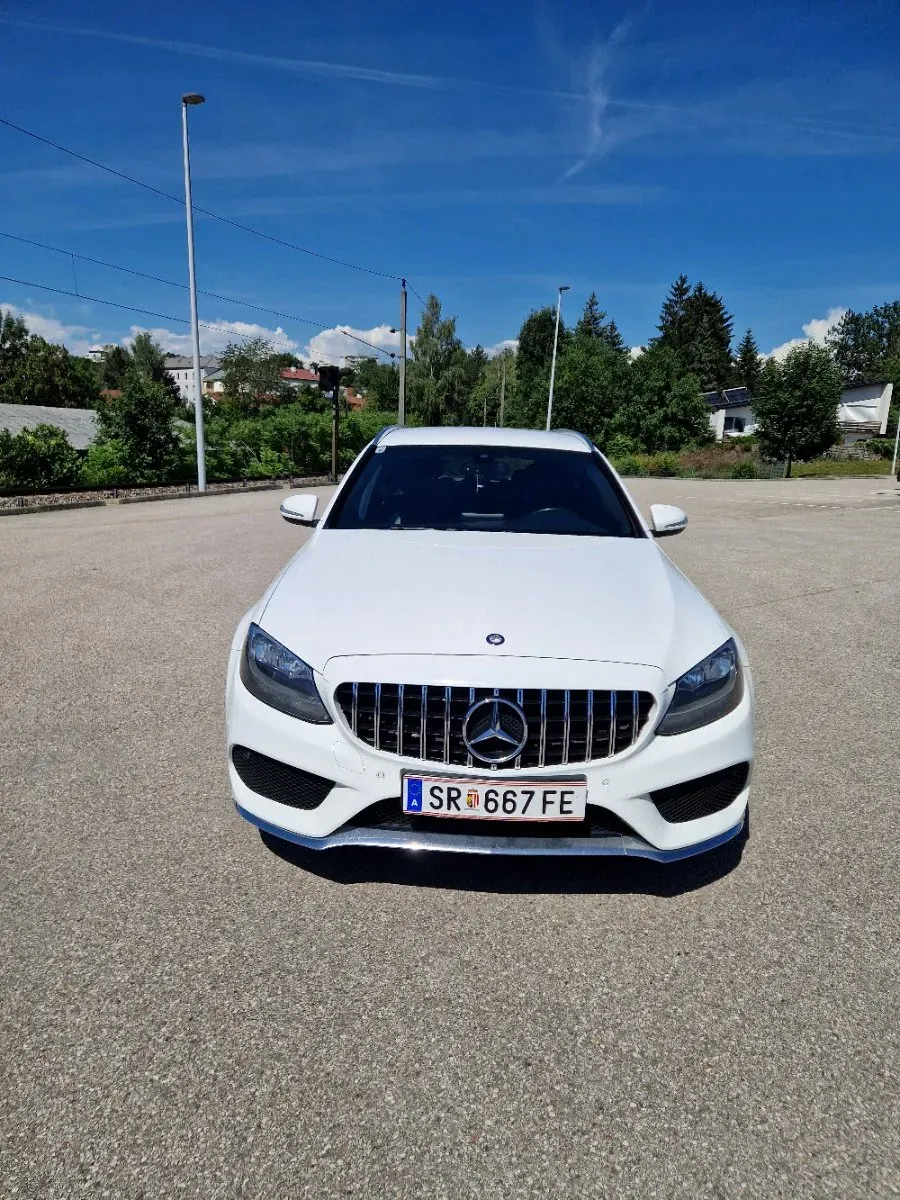 Mercedes-Benz C-Class 2015 photo 2