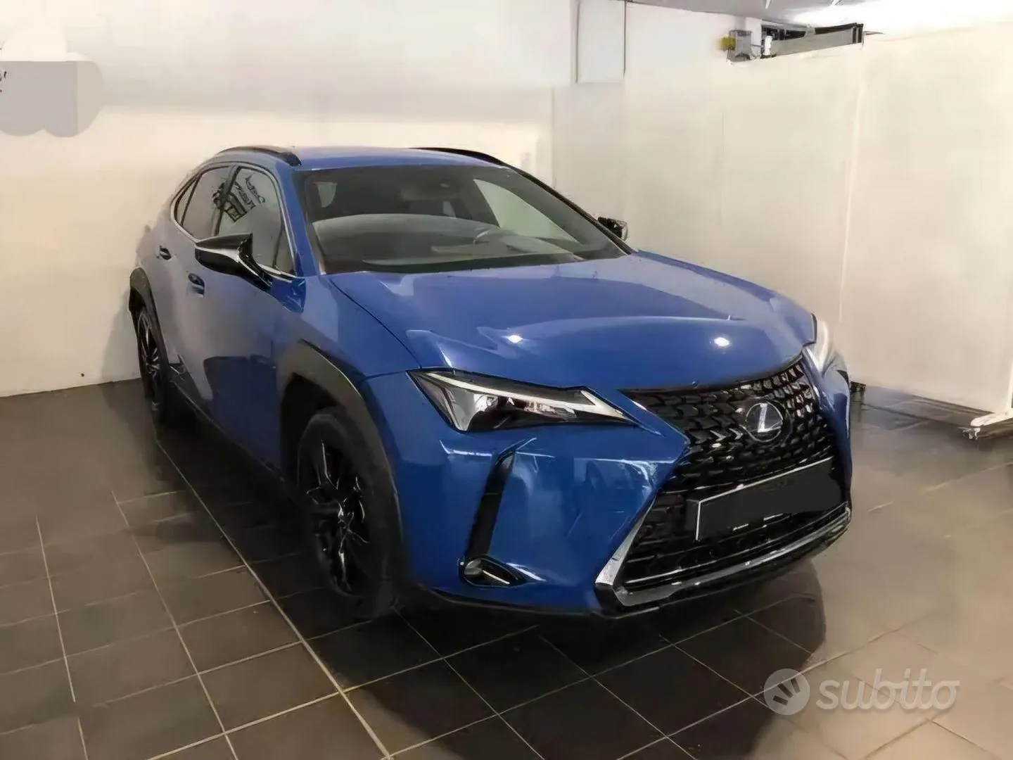 Lexus Ux 2021 photo 2