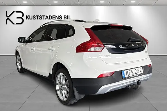 Volvo V40 Cross Country 2016 photo 5