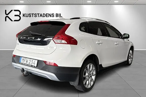 Volvo V40 Cross Country 2016 photo 3