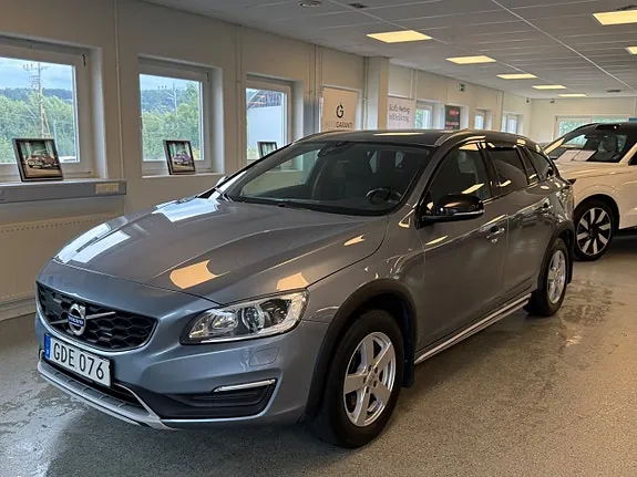 Volvo V60 Cross Country 2017 photo 5