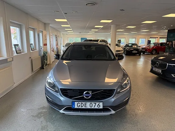 Volvo V60 Cross Country 2017 photo 4