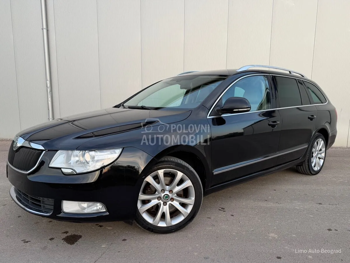 Skoda Superb 2010 photo 2