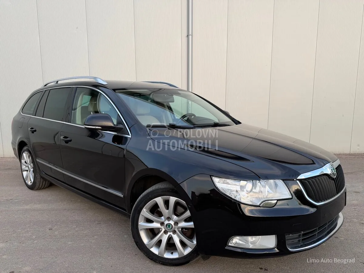 Skoda Superb 2010 photo 3