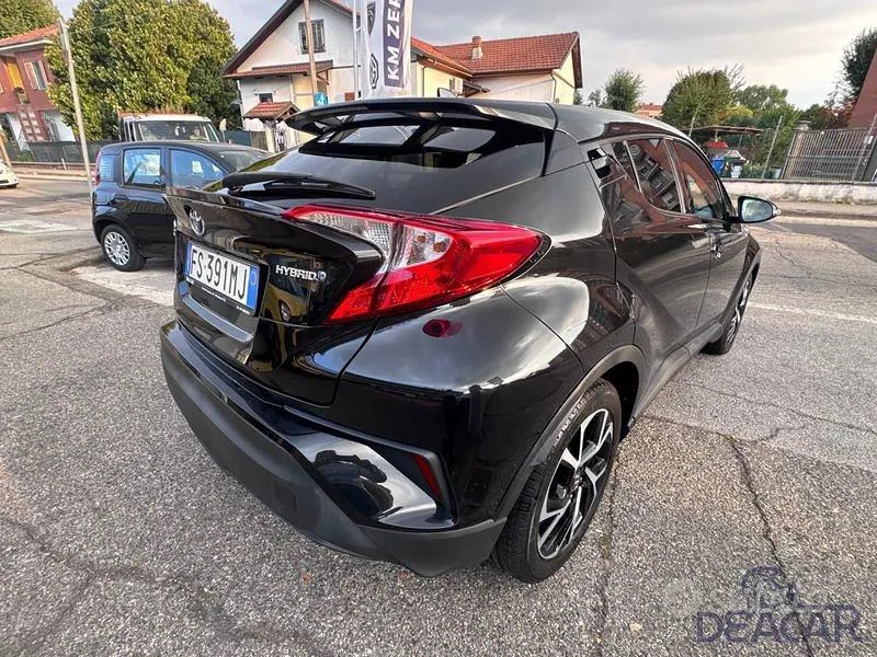 Toyota C-Hr 2018 photo 4