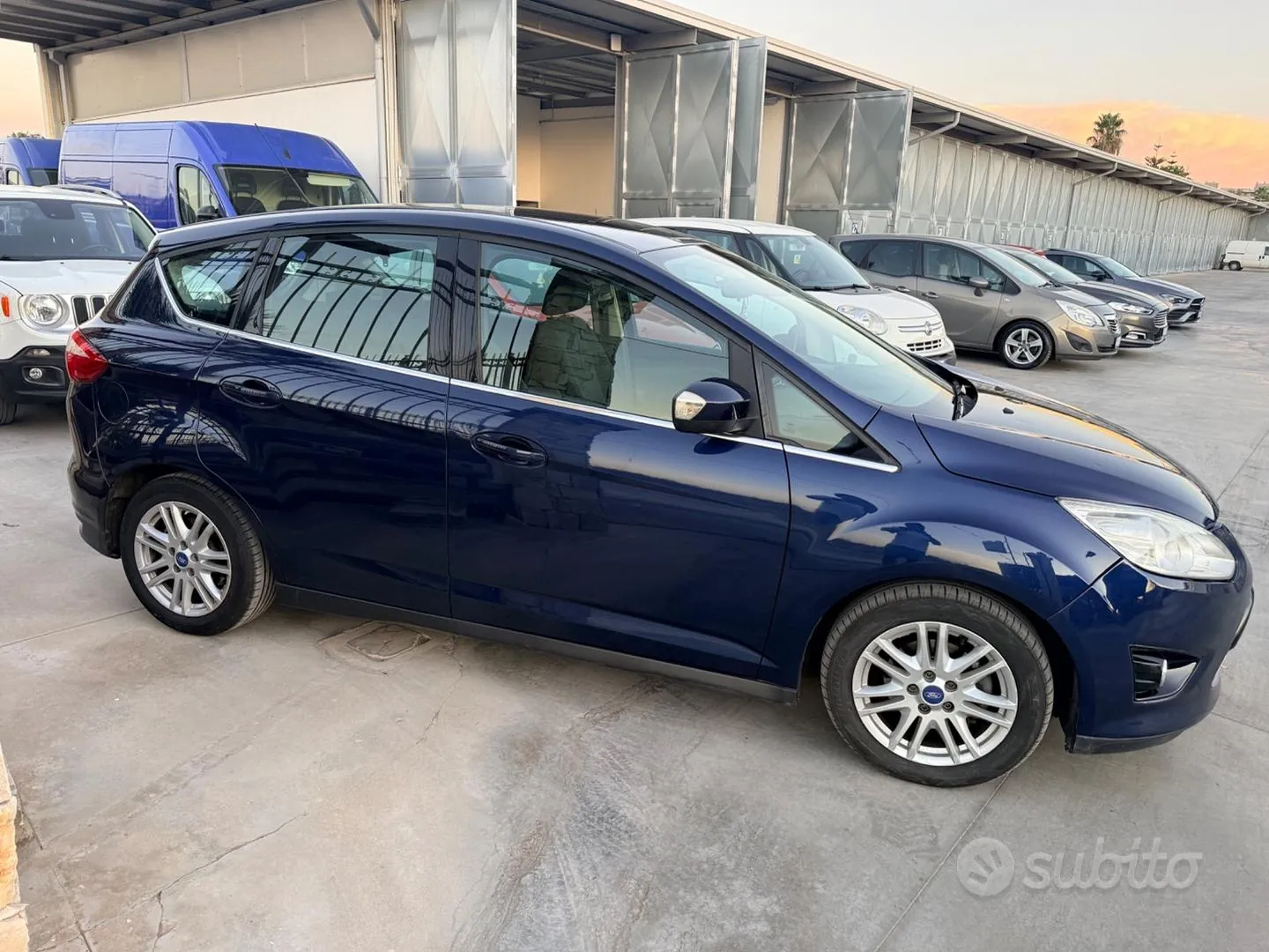 Ford C-Max 2013 photo 4