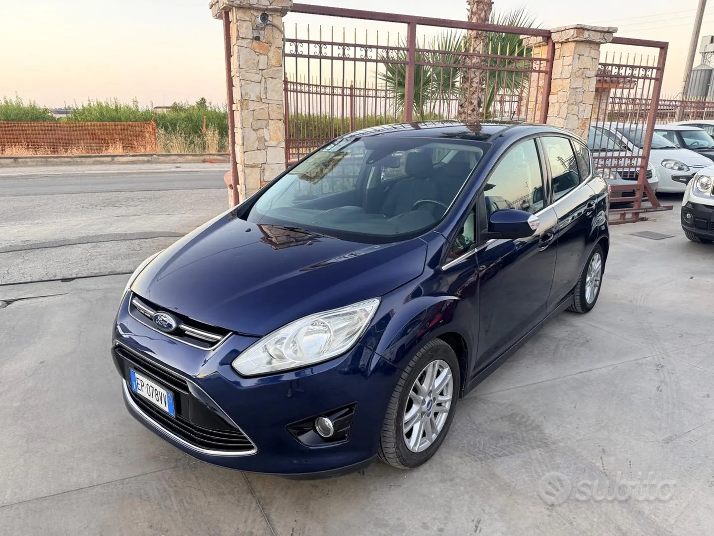 Ford C-Max 2013 photo 3