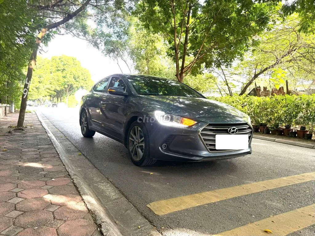 Hyundai Elantra 2016 photo 4