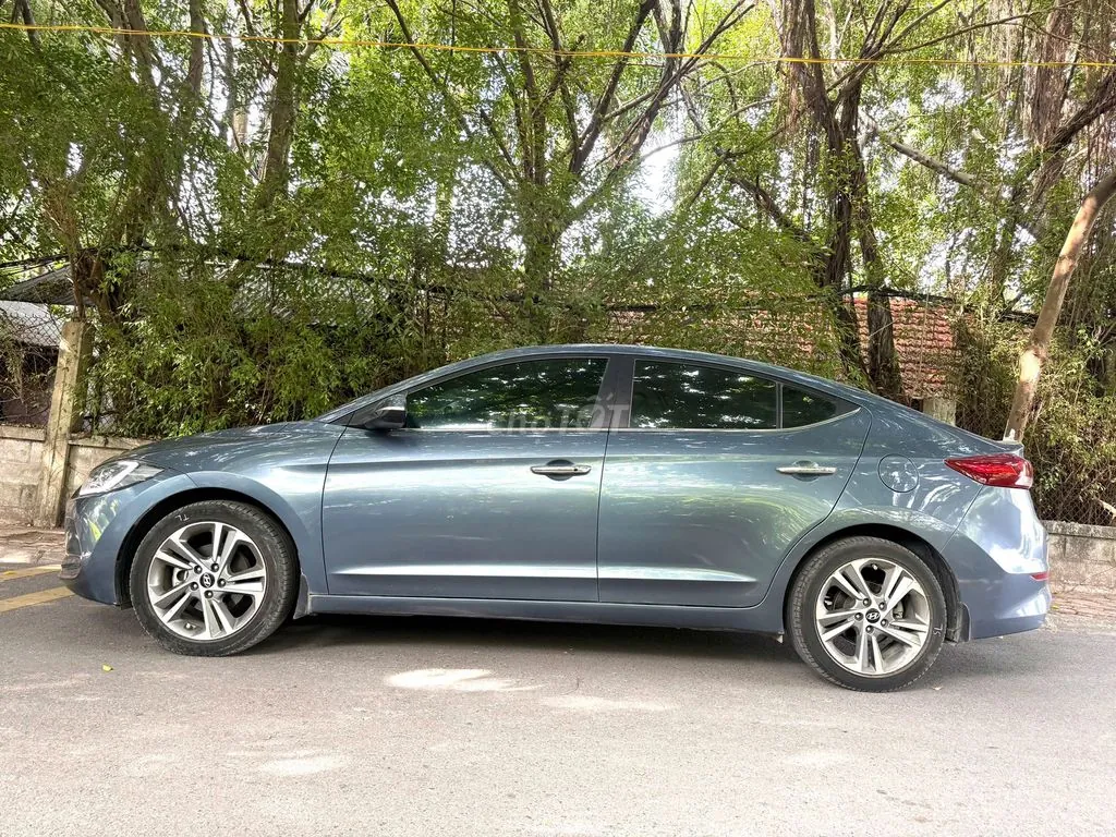 Hyundai Elantra 2016 photo 3