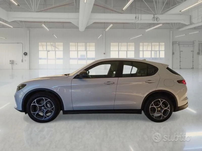 Alfa Romeo Stelvio 2023 photo 5