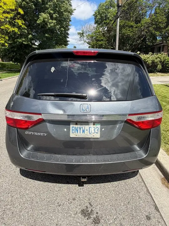 Honda Odyssey 2013 photo 4