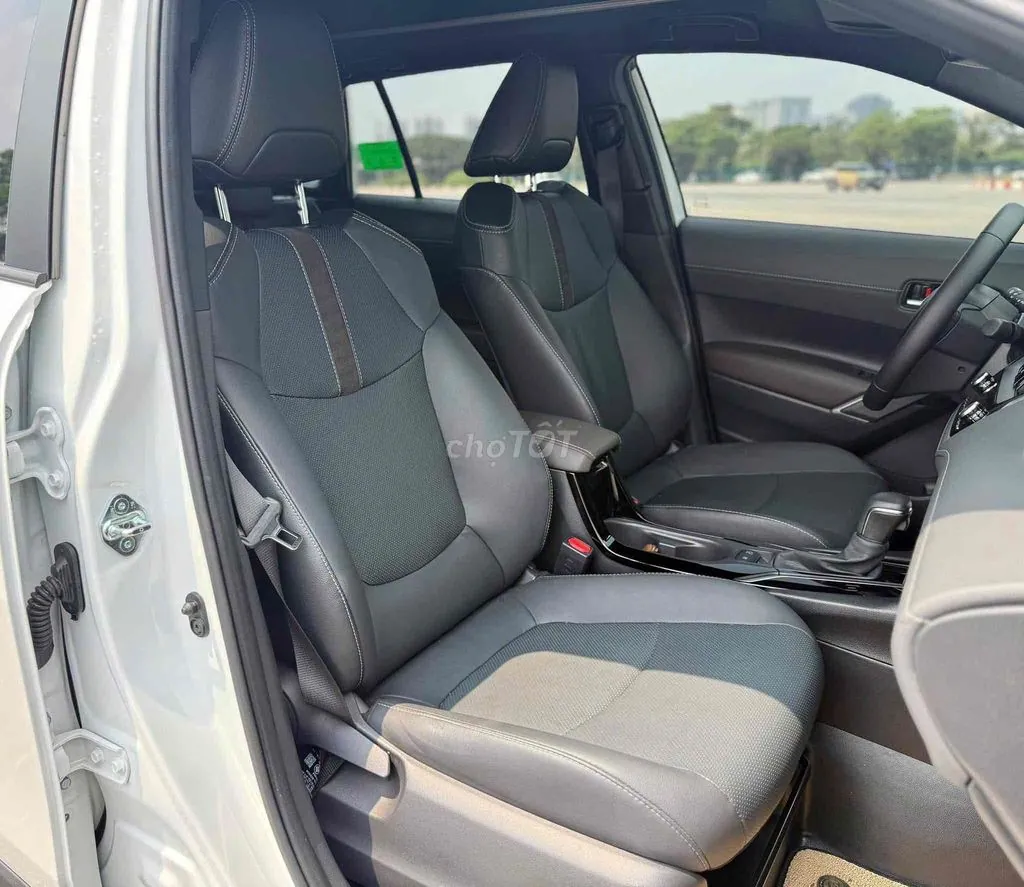 Toyota Corolla Cross 2025 photo 5