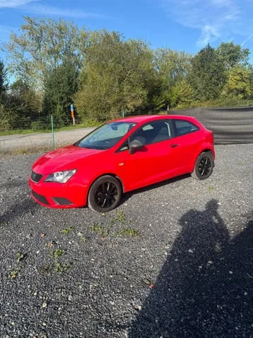 Seat Ibiza 2016 photo 3