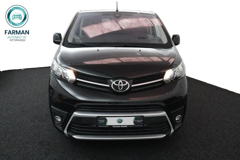 Toyota Proace Verso