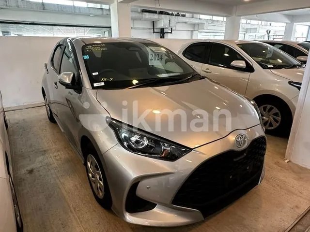 Toyota Yaris 2024 photo 2