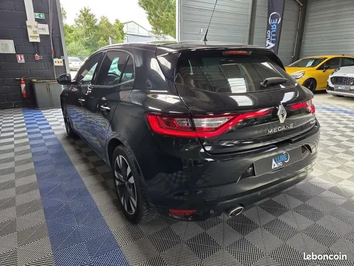 Renault Megane 2019 photo 5