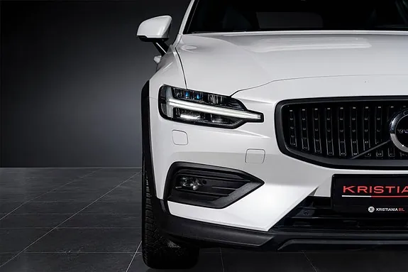 Volvo V60 Cross Country 2020 photo 5