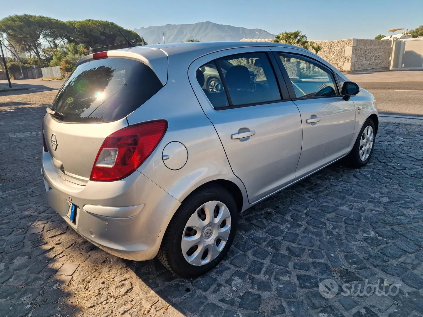 Opel Corsa 2010 photo 5