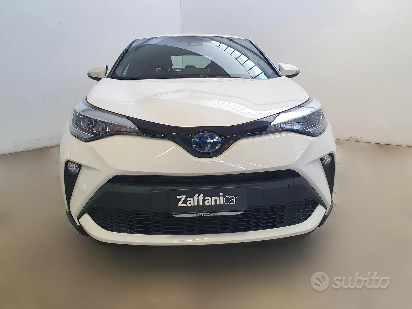 Toyota C-Hr 2023 photo 3