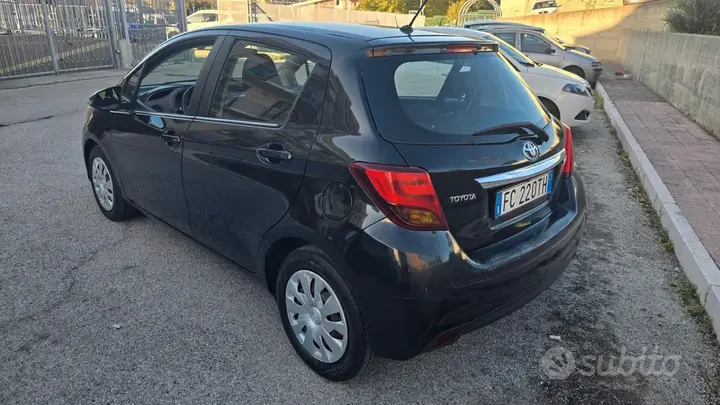 Toyota Yaris 2016 photo 4
