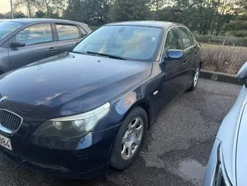 BMW 520I