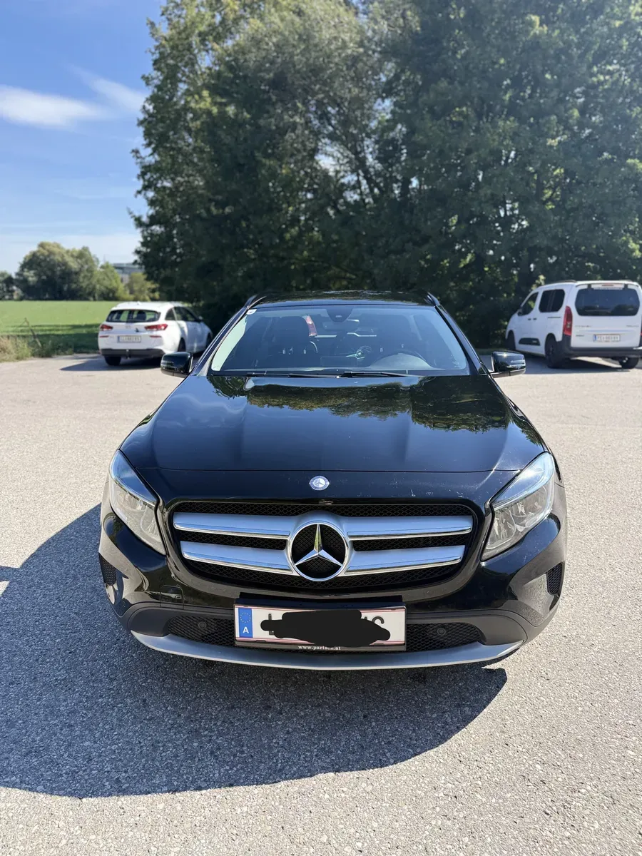 Mercedes-Benz Gla Class 2016 photo 2