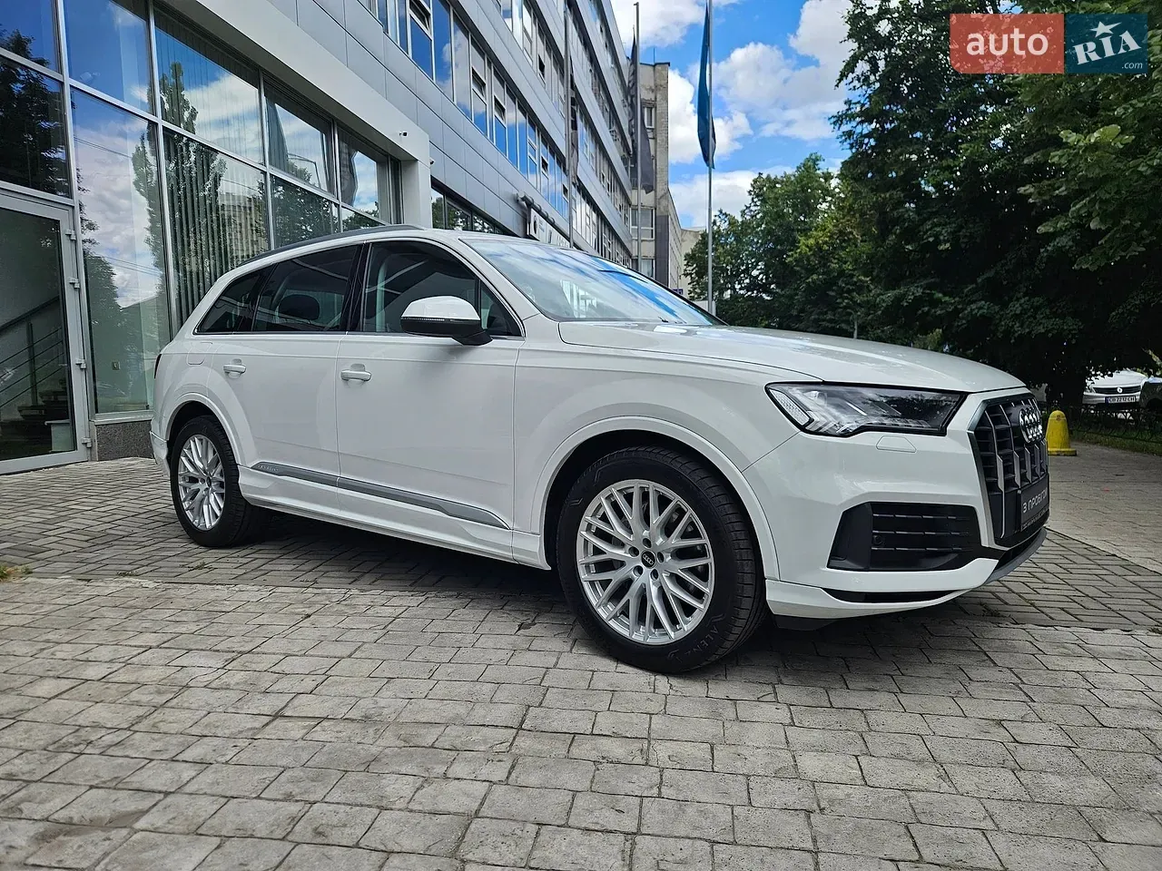 Audi Q7 2023 photo 5