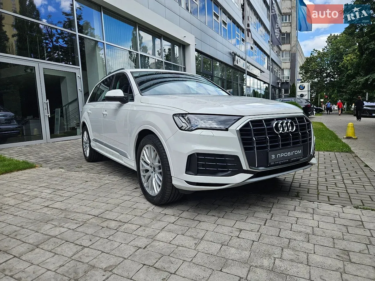 Audi Q7 2023 photo 4