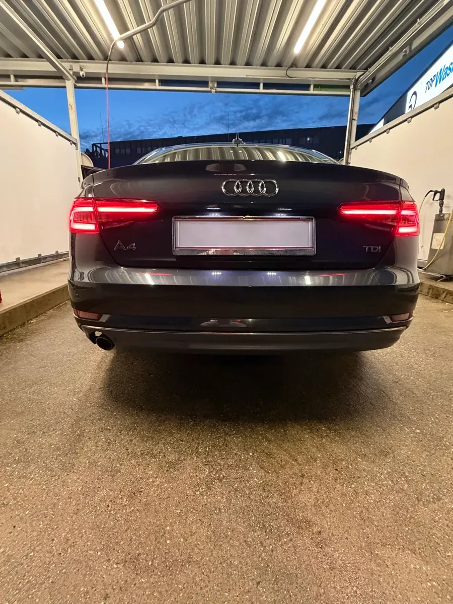 Audi A4 2015 photo 2