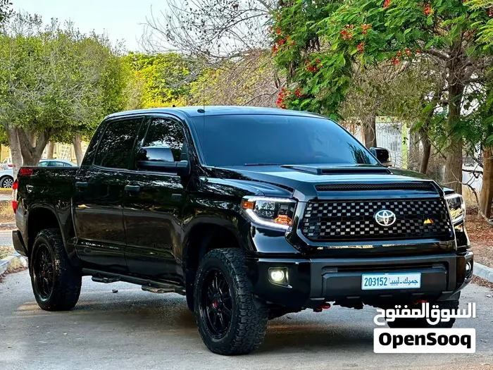 Toyota Tundra 2015 photo 2