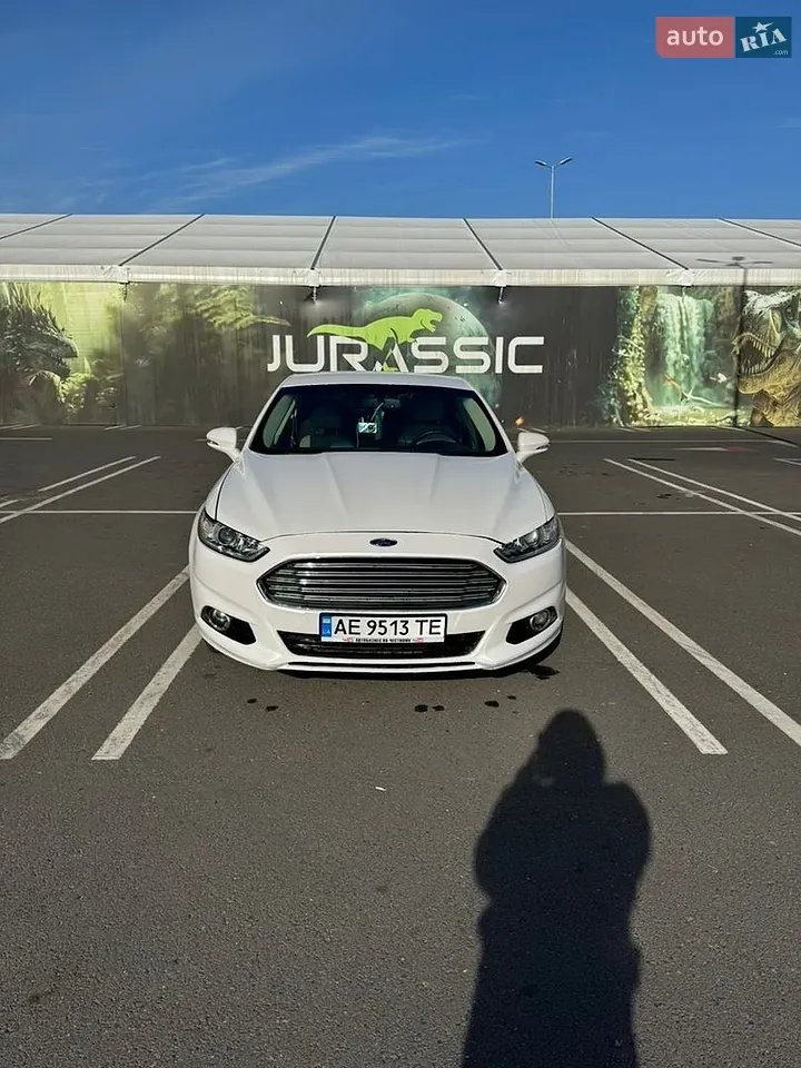 Ford Fusion 2013 photo 2