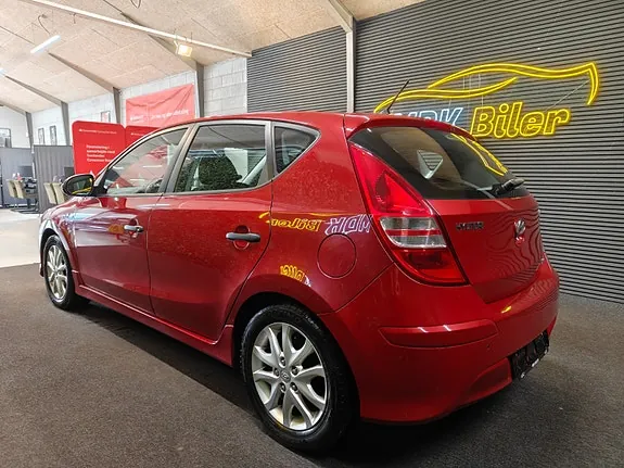 Hyundai I30 2011 photo 3