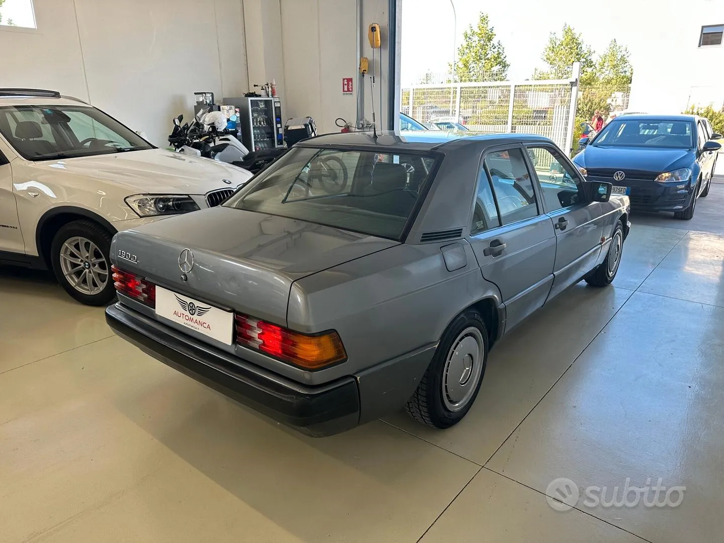 Mercedes-Benz 190 1989 photo 4