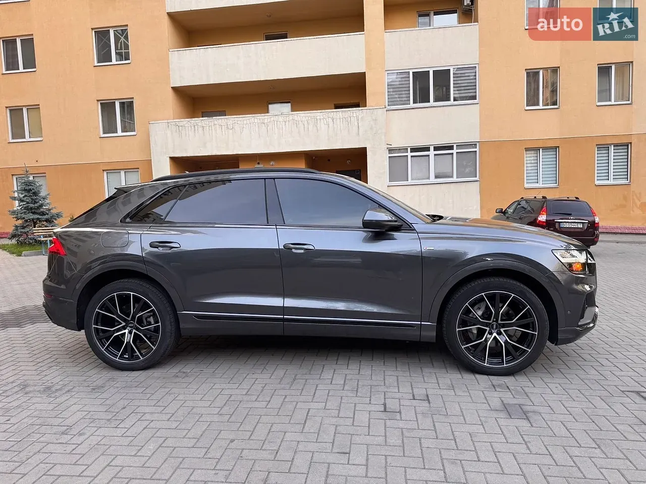 Audi Q8 2020 photo 4