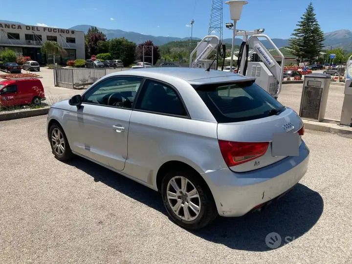 Audi A1 2011 photo 4