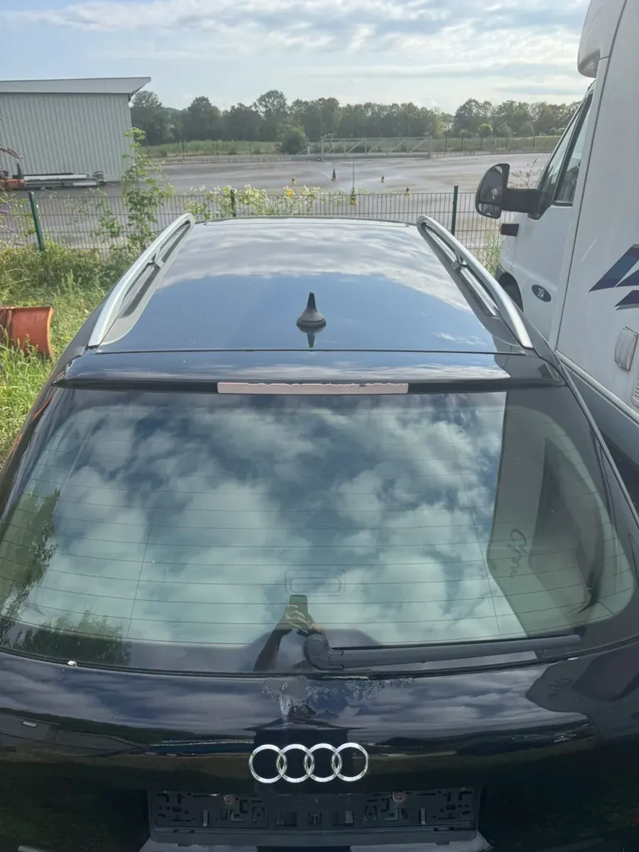 Audi A4 2003 photo 3
