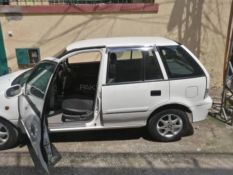 Suzuki Cultus