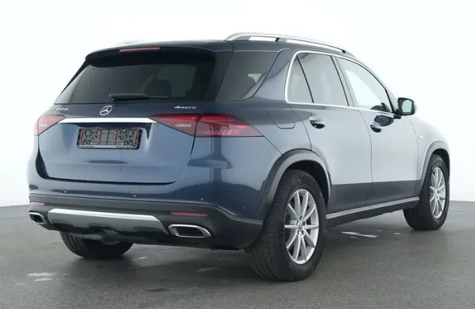 Mercedes-Benz Gle-Class 2025 photo 2